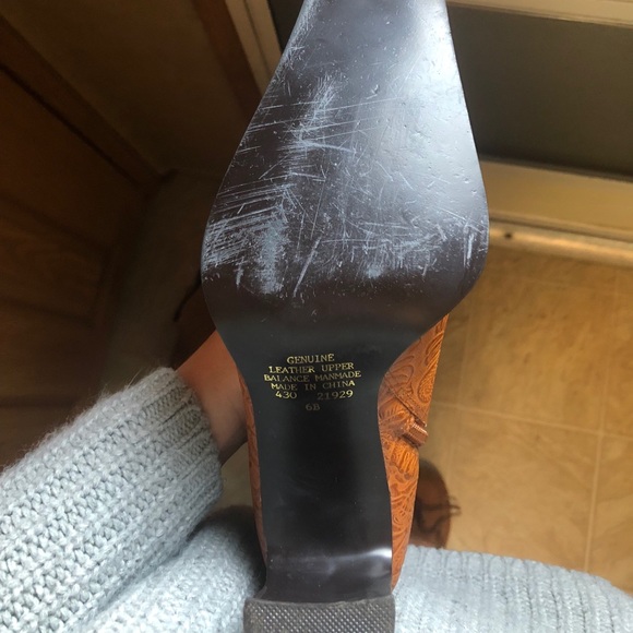 Newport News Leather Ankle Boots - Picture 4 of 5